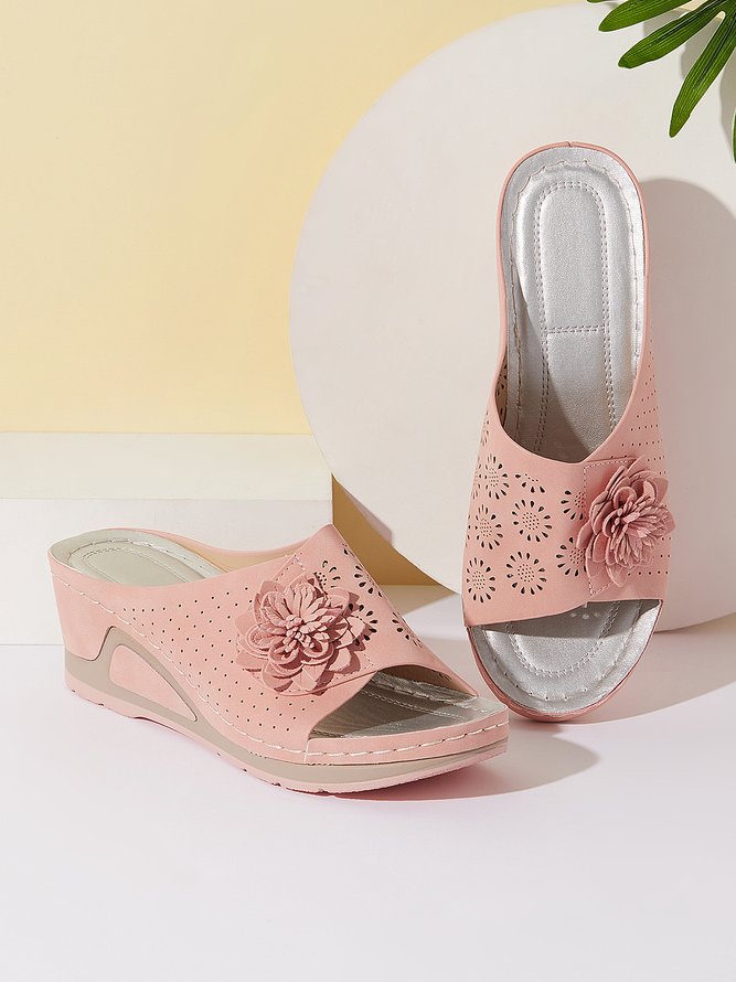 3D Floral Cutout Upper Vintage Bohemian Wedge Slippers
