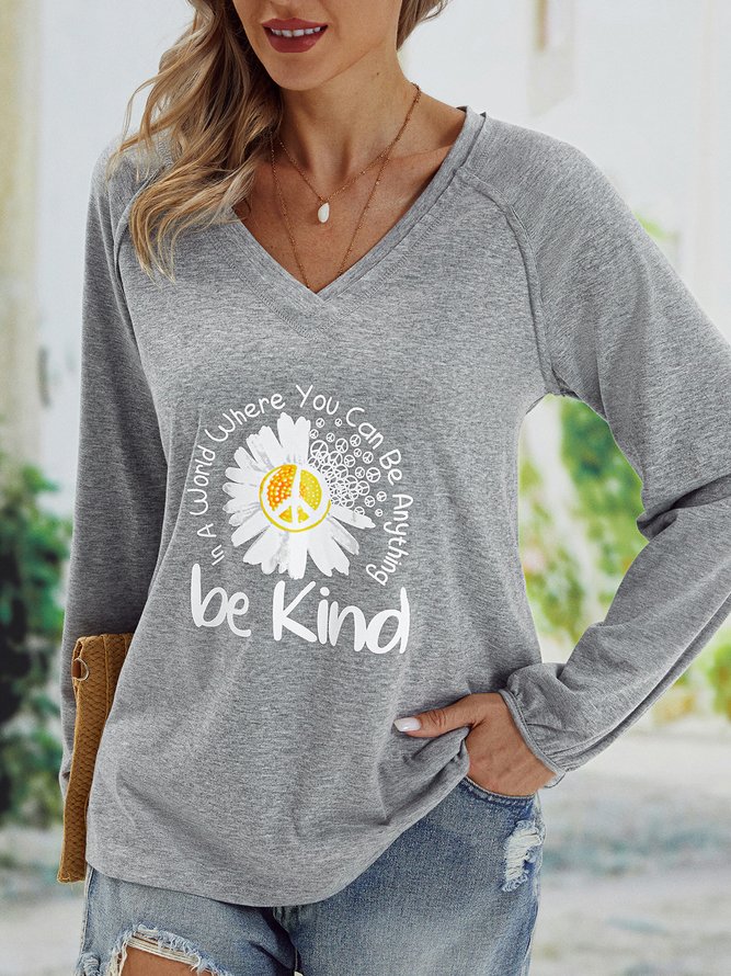 Plus Size Casual V neck Long Sleeve Printed T-shirt