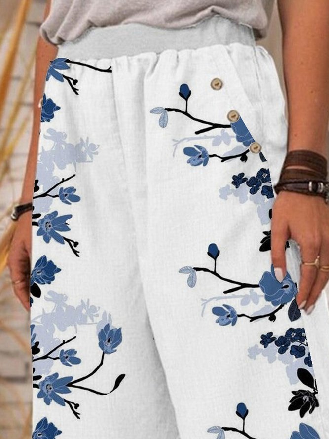 Buttoned Floral Loosen Shorts