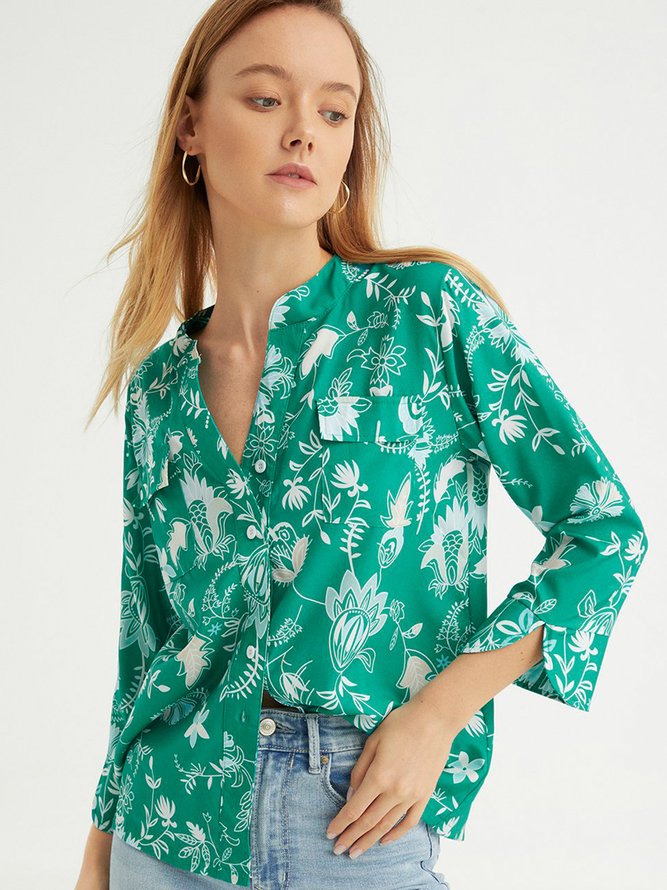 3/4 Sleeve V-Neck Buttoned Chiffon Top