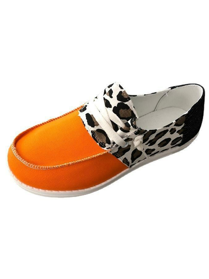 Women's  Mocassin canvas shoes with Leopard print and round toe