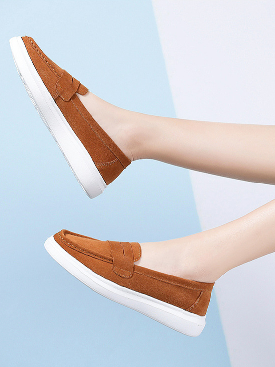 Comfortable non-slip flat slip-on shoes for women