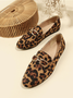 Women's elegant leopard print slip-on loafers